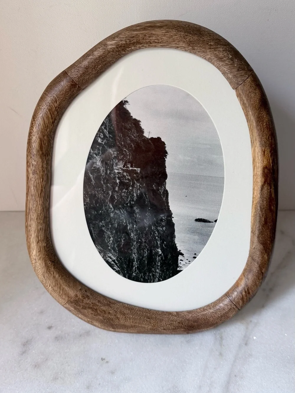 Wooden organic irregular Oval Photo Frame - Brown 10”x8” - Picture 6 of 13